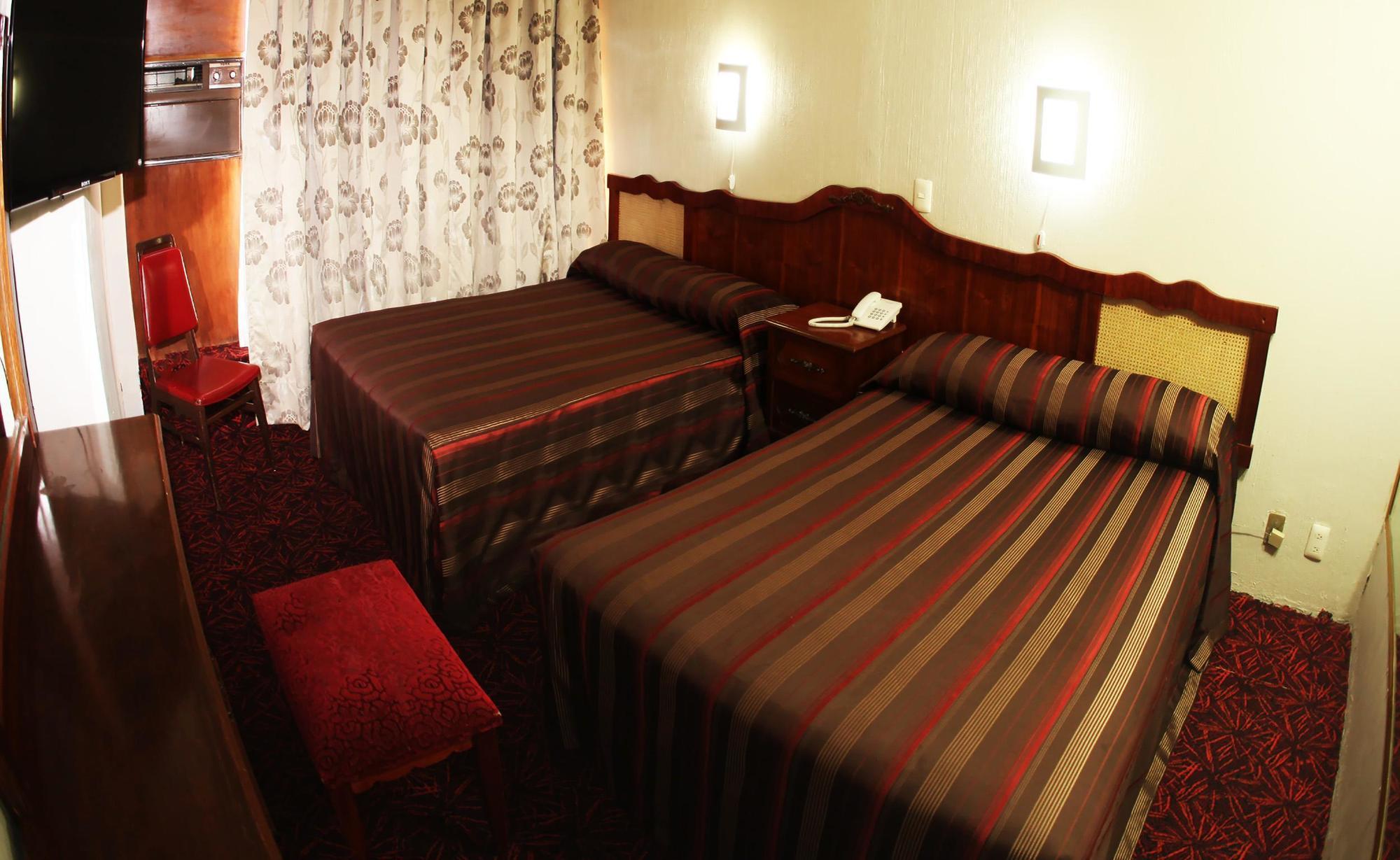 Hotel Plaza Madrid 멕시코 시 외부 사진